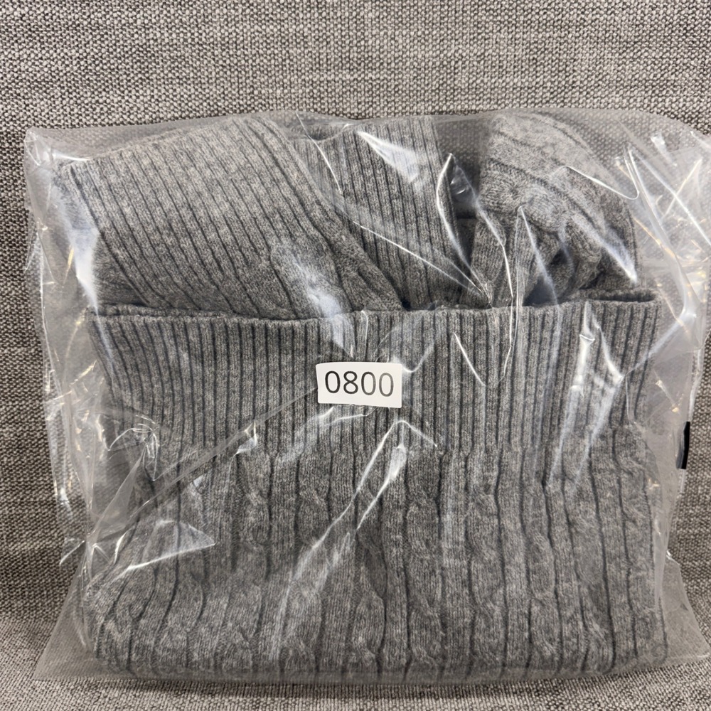 L.L. Bean Cable Knit Sweater Womens‎ Small Gray Excellent Lambswool Crewneck - Picture 7 of 7